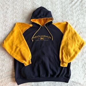 Vintage University of Michigan Hoodie Mens XL Navy Gold Spell Out Wolverines Vtg